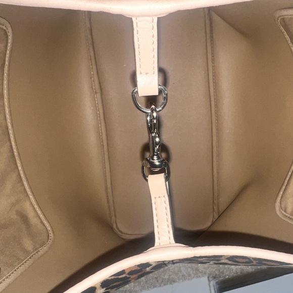 Beautiful Large Coach Brown and Black Cheetah Print Tote - Picture 11 of 13